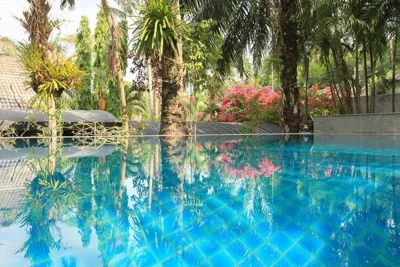 Baan Heaven / Patong Beach Pool Villa Sleeps up to 15 – Foto 6